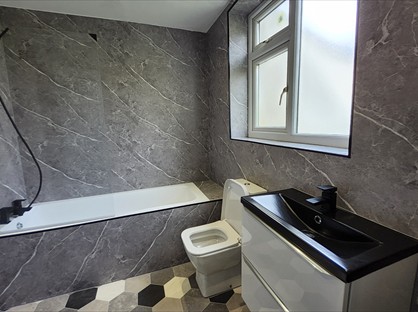 1 Bed Flat, Lower Broughton Road, M7