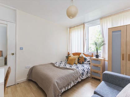 Room in a Shared Flat, Shawford Court, SW15