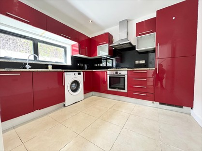 4 Bed Terraced House, Tavistock Mews, N19