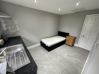 Studio Flat, Church Road, UB3