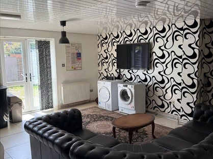 Room in a Shared House, Fordrough Avenue, B9