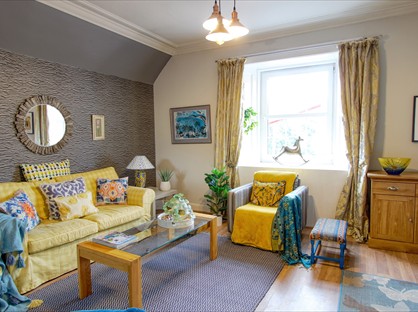 2 Bed Flat, Mansfield Square, TD9