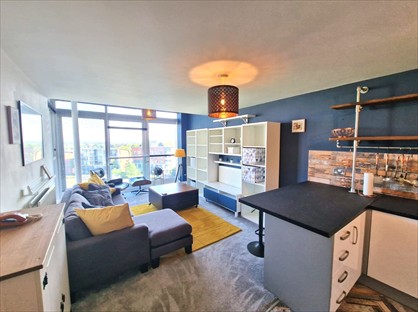 2 Bed Flat, Longleat Avenue, B15