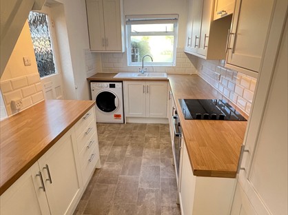 3 Bed Semi-Detached House, Cherry Tree Avenue, GU2