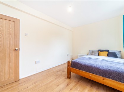 Room in a Shared Flat, Cortis Road, SW15