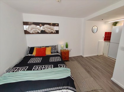 Studio Flat, New Street, WS1