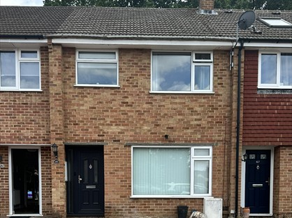 3 Bed Terraced House, Lynwood Drive, GU16