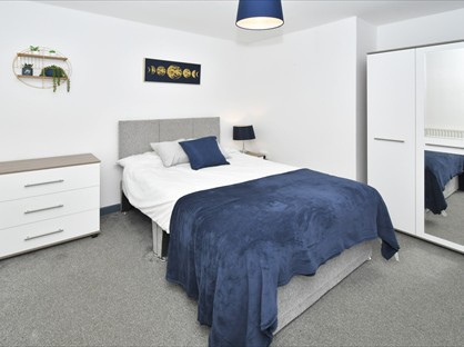 Room in a Shared House, Samuel Street, CW1