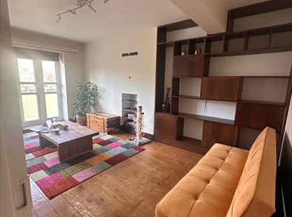 2 Bed Flat, Inner Park Road, SW19