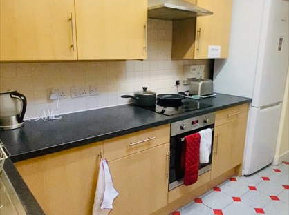 Room in a Shared House, St Day Road, TR15