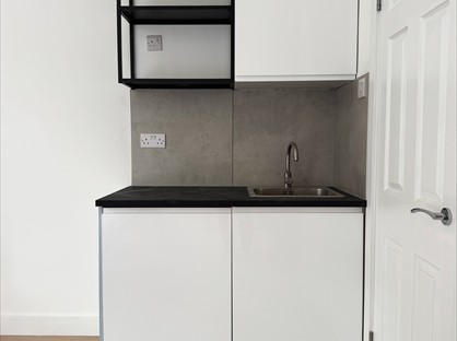 Studio Flat, Coburg Crescent, SW2