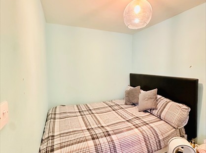 Studio Flat, London, E11