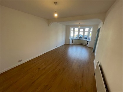 3 Bed Semi-Detached House, Dudley Street, CV6