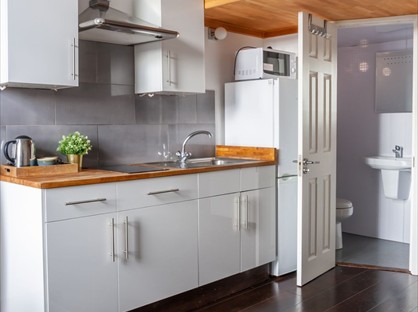 Studio Flat, Edgware Road, NW2