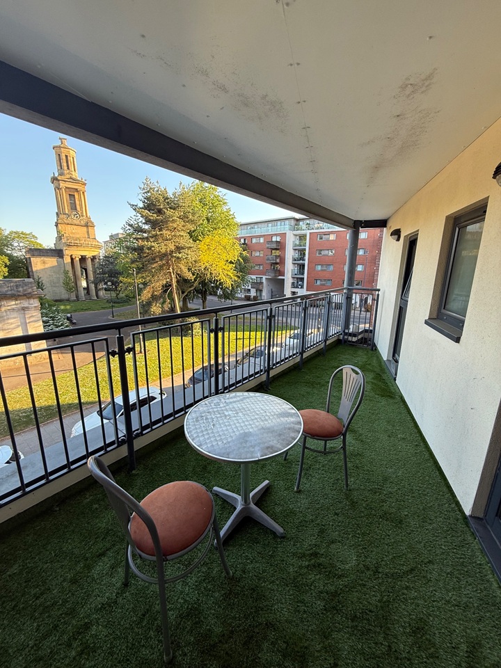 1 Bed Flat, Parkside, B1 photo 2