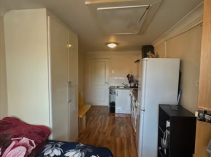 Studio Flat, Stainby Close, UB7