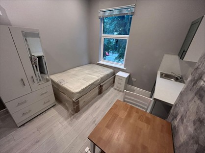 Studio Flat, Amhurst Road, E8