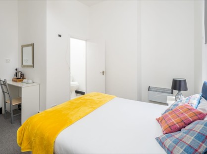 Room in a Shared House, Isledon Road, N7