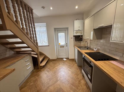 2 Bed Terraced House, Bole Hill Lane, S10