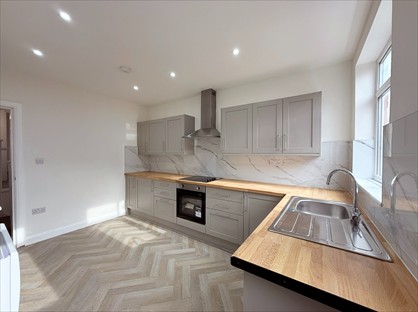 2 Bed Flat, High Street, LE11