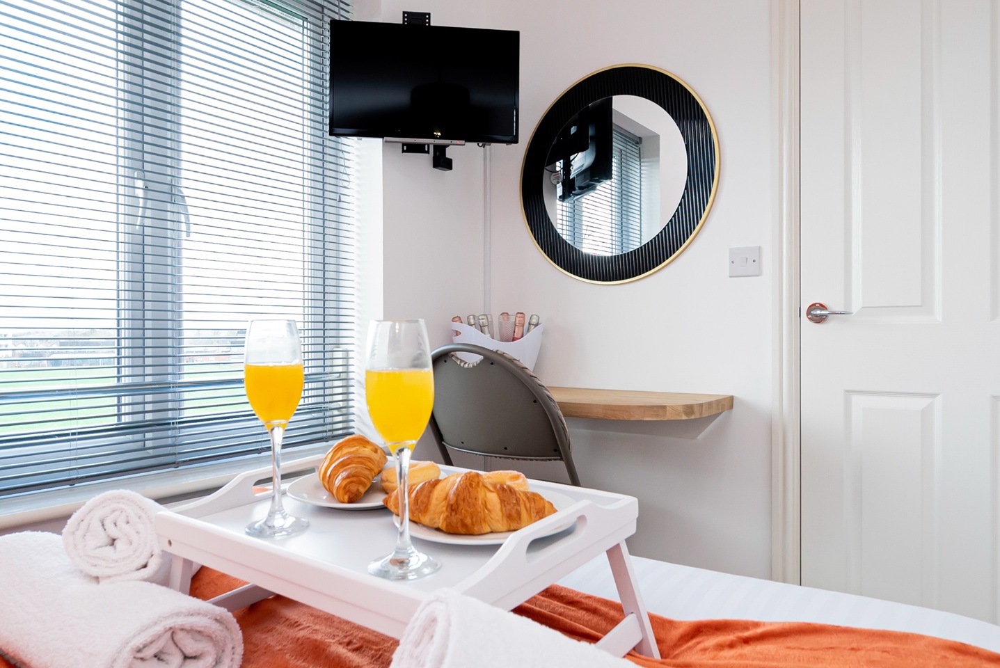 Additional image 15 of 4 Bed Semi-Detached House, Regis Park Road, RG6, N1 7GU