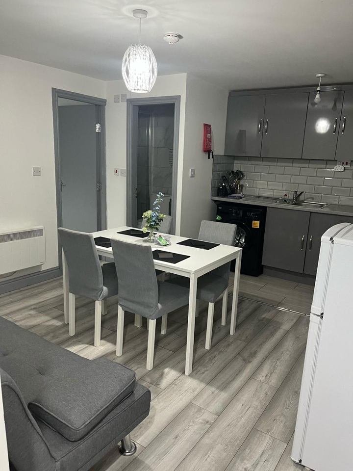 1 Bed Flat, Hodge Hill, B36 photo 3