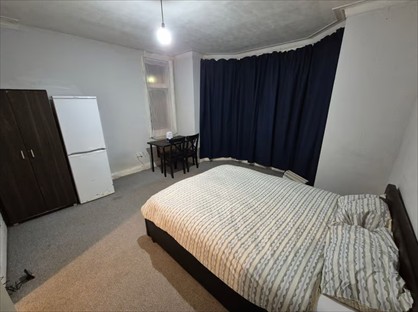 Studio Flat, Southfield Park, HA2