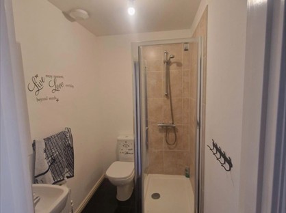 Room in a Shared House, Sudbury Close, RM3