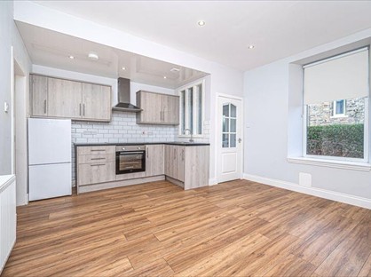 1 Bed Flat, Salisbury Street, KY2