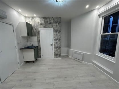 Studio Flat, Double Studio Nr Finsbury Park, N10