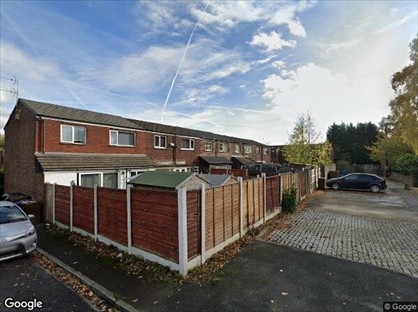 2 Bed Maisonette, Orchard Close, WN7