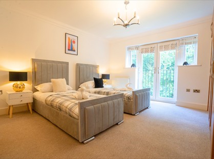5 Bed Semi-Detached House, Merstone Close, B37
