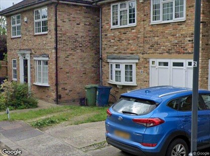 4 Bed End Terrace, Braeside Close, HA5
