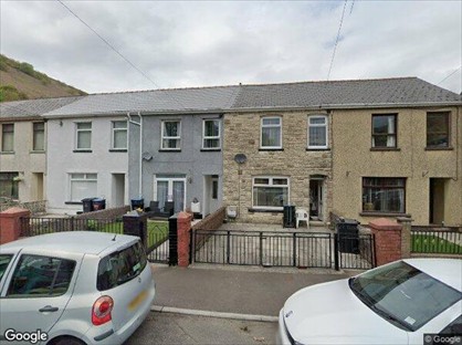 Room in a Shared House, River Row, NP23