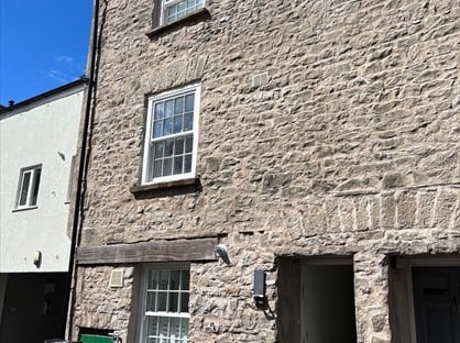 3 Bed Terraced House, Martindales Yard, LA9