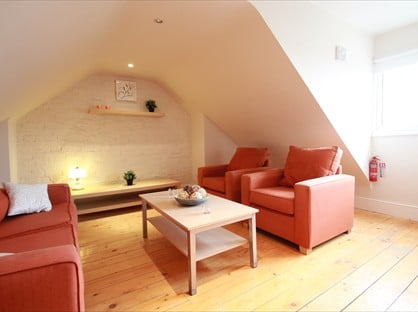 1 Bed Flat, Hale Lane, NW7