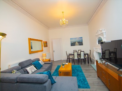 2 Bed Flat, Underwood Road, PA3