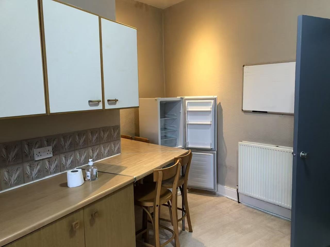 Room in a Shared Flat, Byres Road, G11