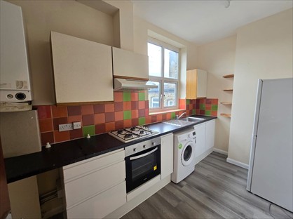 3 Bed Maisonette, Barking Road, E6