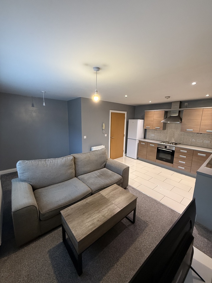 2 Bed Flat, Ash Court, LS14, N1 7GU