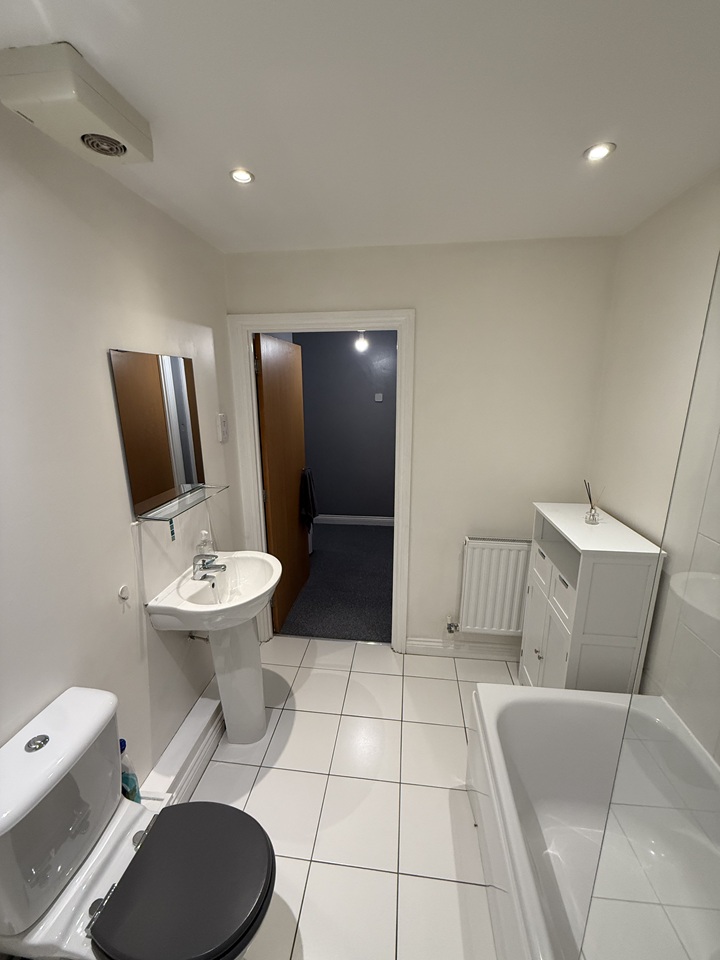 Additional image 7 of 2 Bed Flat, Ash Court, LS14, N1 7GU