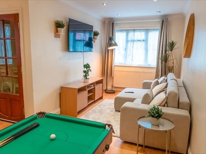 2 Bed Maisonette, Berkhamsted Avenue, HA9