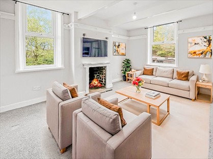 2 Bed End Terrace, Fair View, OL13