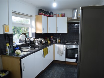 6 Bed Detached House, Stanmore Groove, LS4