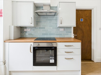 2 Bed Flat, The Promenade, SA1