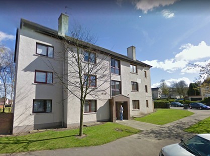2 Bed Flat, Thane Road, KY7