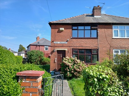 3 Bed Semi-Detached House, Laxey Crescent, WN7