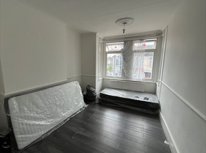 Room in a Shared House, Lydeard Road, E6