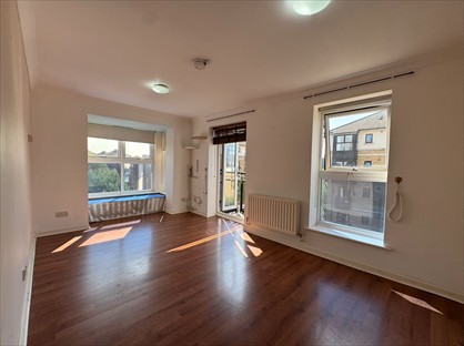2 Bed Flat, Howard House, E16