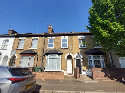 1 Bed Flat, St. James Road, E15
